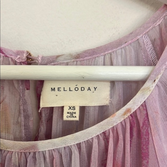 MELLODAY Pink Puff Sleeve Mini Dress (Missing inner dress) - Picture 4 of 16